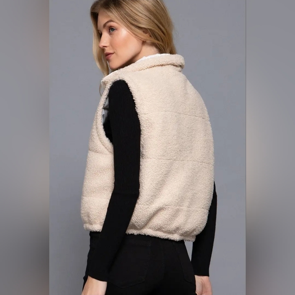 Reversible Fur Padding Vest - Picture 5 of 5